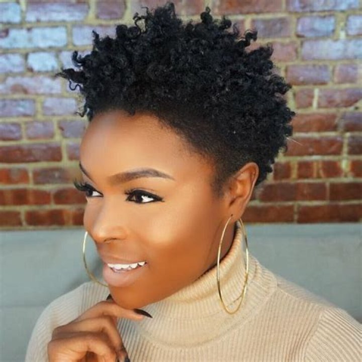 Chic and Stylish: Short Hairstyles for Natural Black Hair