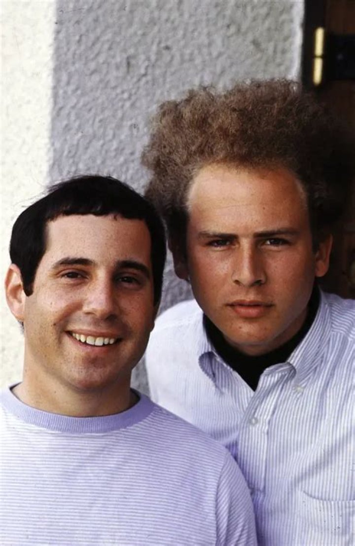 Simon &amp; Garfunkel Feud: The Untold Story of a Musical Partnership
