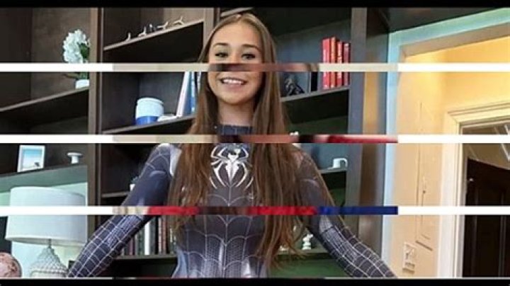 Sophie Rainpider Man Video Reddit: A Comprehensive Analysis