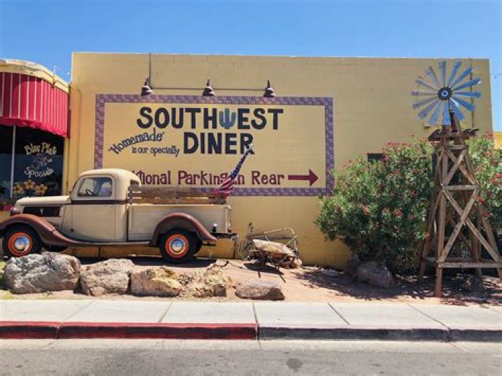 Delicious Journeys: Exploring the Southwest Diner Experience