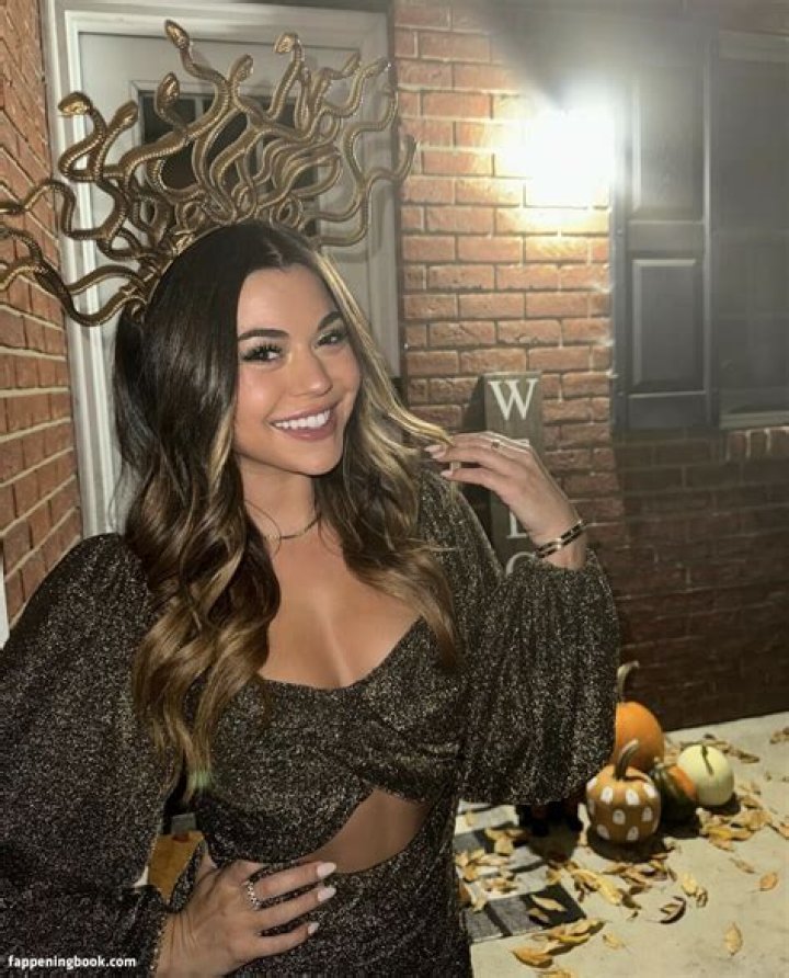 Exploring the Controversy: Steph Pappas Nude