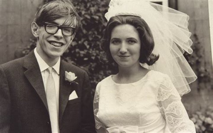 Understanding Stephen Hawking's Young Years: A Journey of Genius