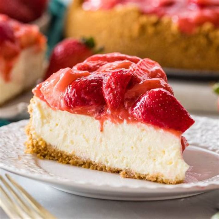 Delicious Strawberry Cheese Cake Recipe: A Sweet Dessert Guide