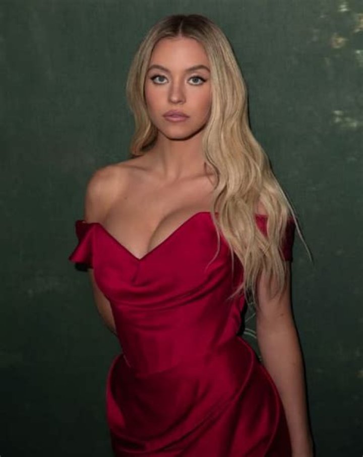 Exploring the Buzz Around Sydney Sweeney's OnlyFans Venture