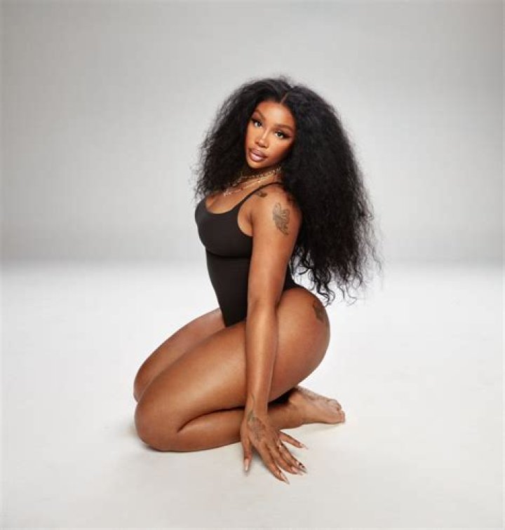 SZA Feet: A Comprehensive Guide to Understanding and Appreciating Her Unique Style