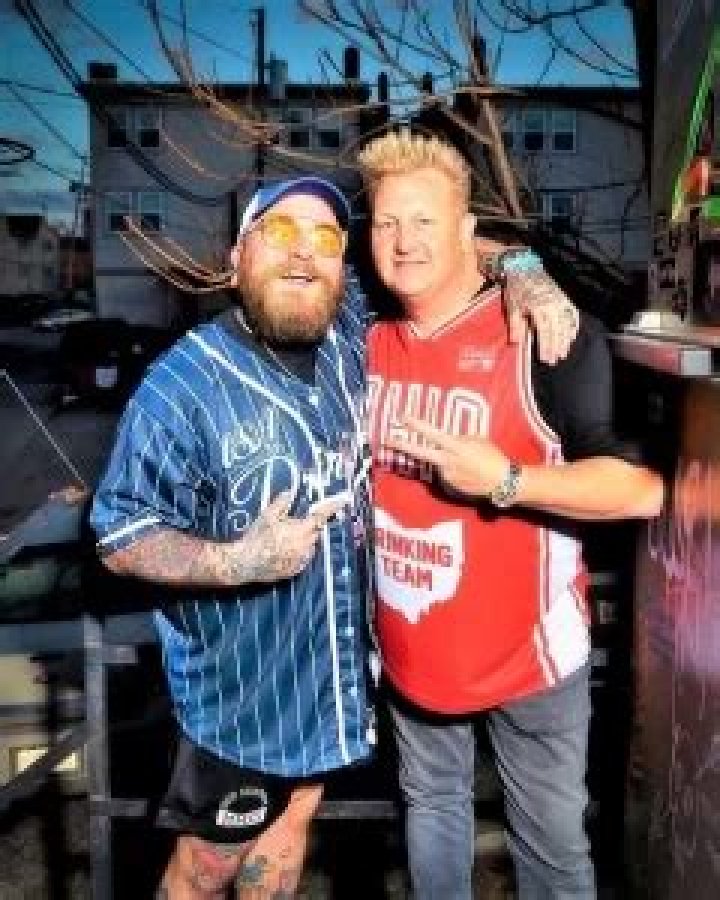 Teddy Swims: Unveiling the Height of a Rising Star