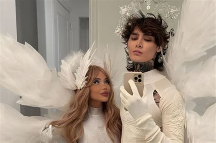 Exploring the Connection Between Tim Henson and Gigi