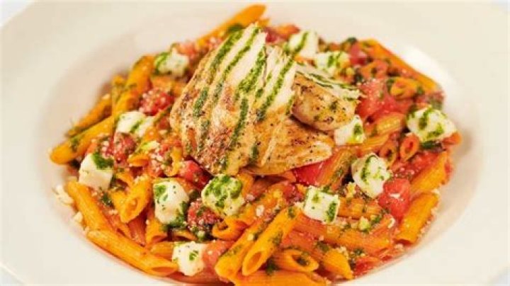 Tomato Basil Pasta at The Cheesecake Factory: A Culinary Delight