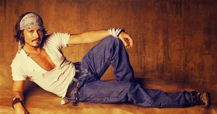 Ultimate Hotness: Top 10 Most Enchanting Celebrity Men