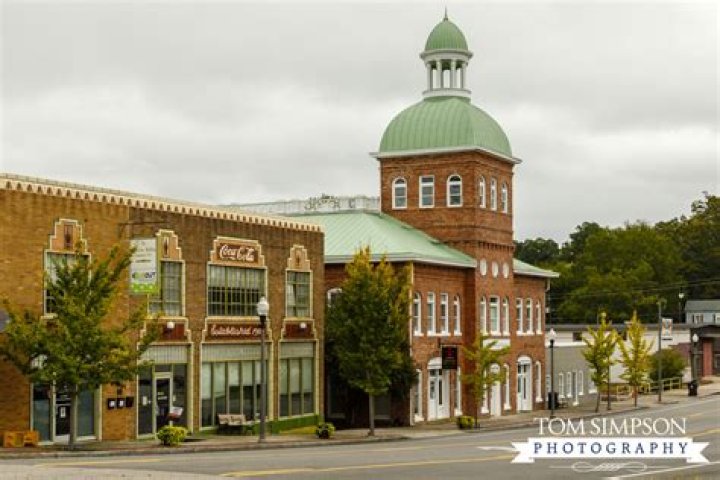 Exploring the Charm of the Town of Sanford, NC