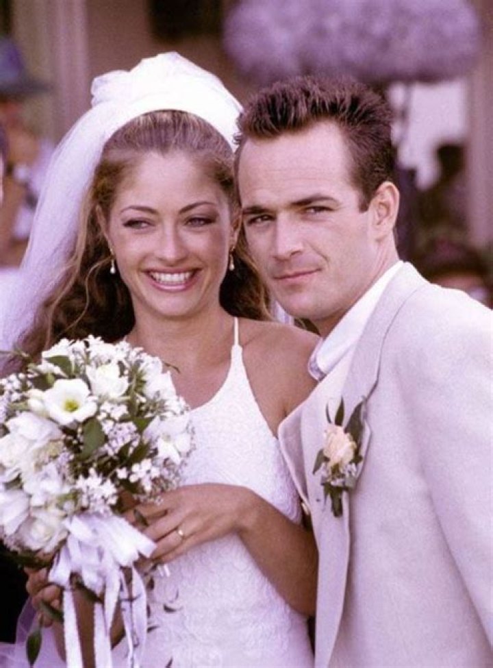 Unraveling the Personal Life of Luke Perry: Who Was He Married To?