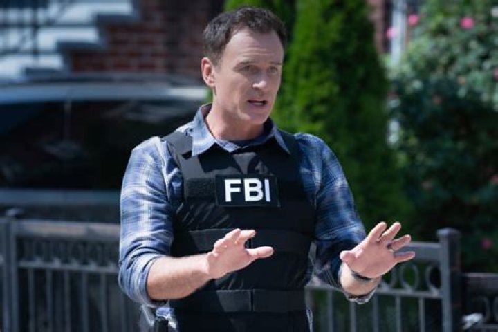 Unraveling the Mystery: Why Does Julian McMahon Walk Funny?
