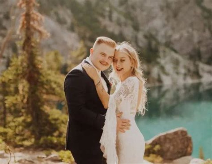 Zach Bryan and Rose Madden: A Love Story Celebrated in a Beautiful Wedding