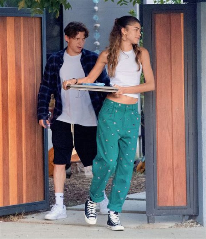 Discovering Zendaya's Height: A Closer Look at the Star