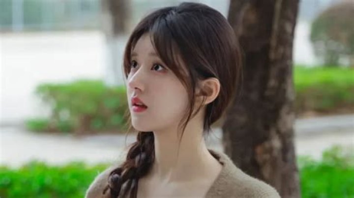 Everything About Zhao Lusi: From Age to Stardom